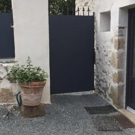 Dom wakacyjny Familial Renove Avec 3 Chambres, Cheminee Et Jardin, Proche - Fr-1-410-332 *